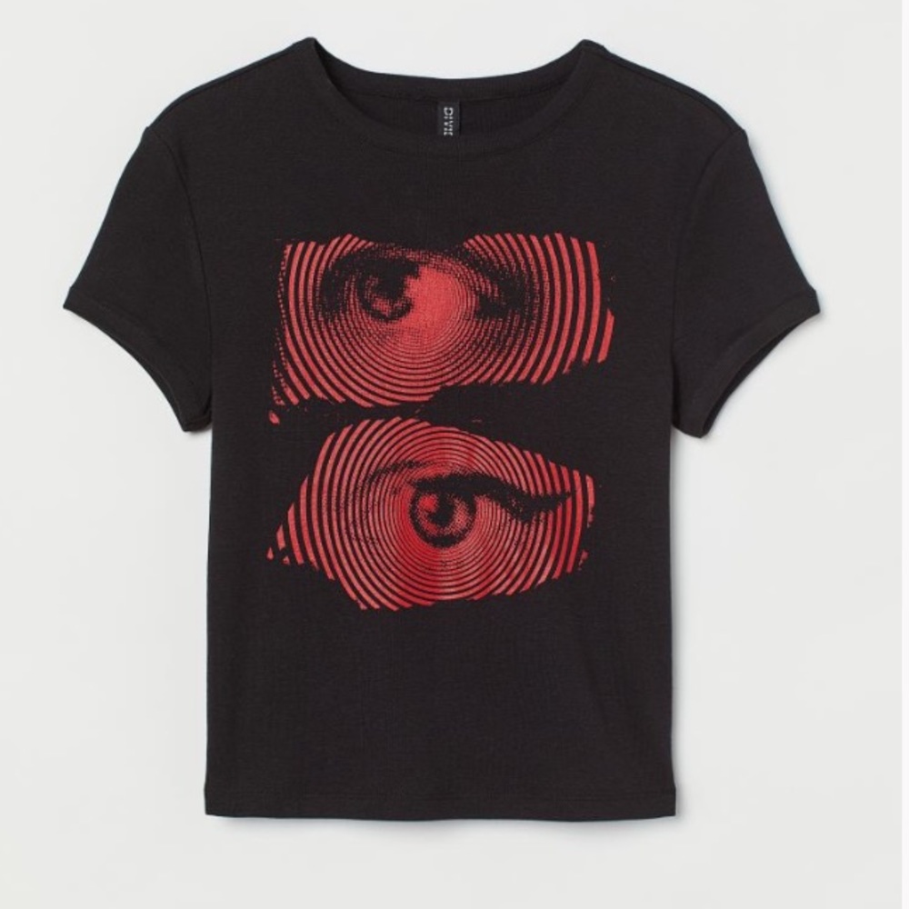 H&M Black graphic short sleeve